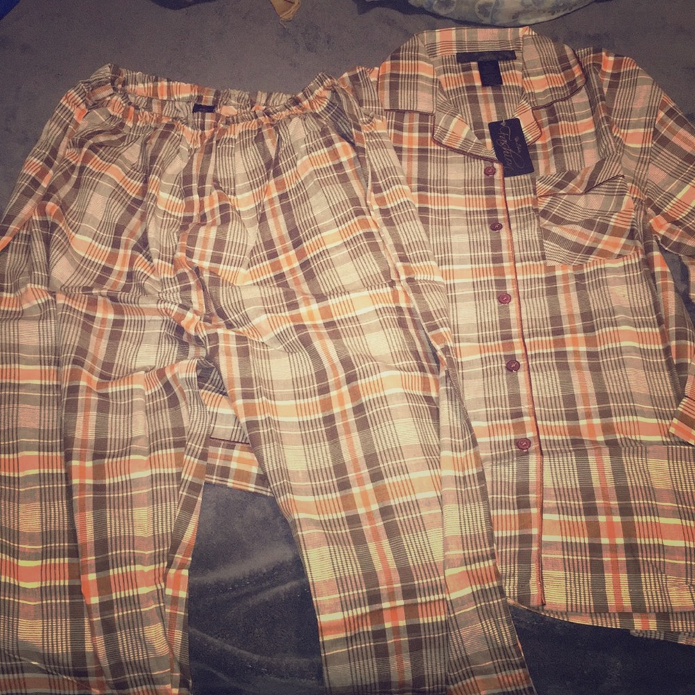 COPY - ✨❄️Men’s pajama set NWT